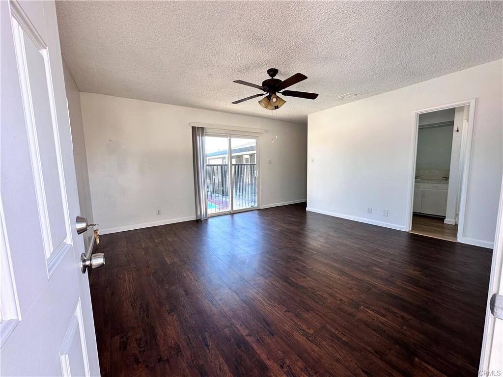 386 E Van Koevering Unit 2 studio · Photo 1